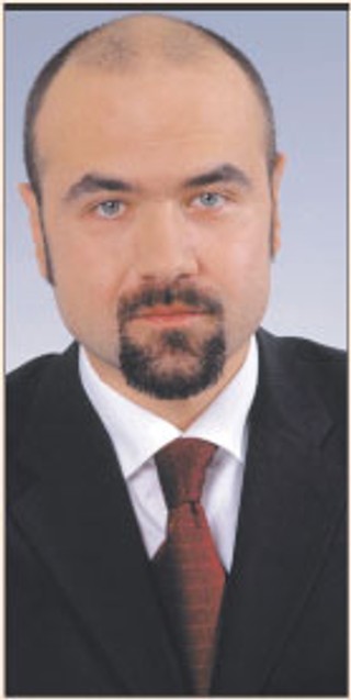 Co musi zawierać umowa o pracę