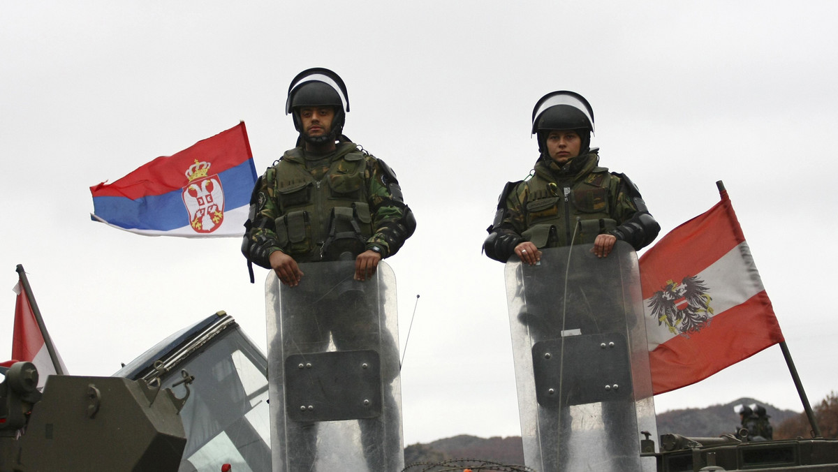 Serbowie na północy Kosowa zapowiadają przeprowadzenie 14 i 15 lutego referendum w sprawie zaakceptowania kosowskich instytucji państwowych na ich terytorium.