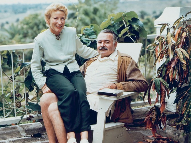 Ernest Hemingvej sa suprugom Meri