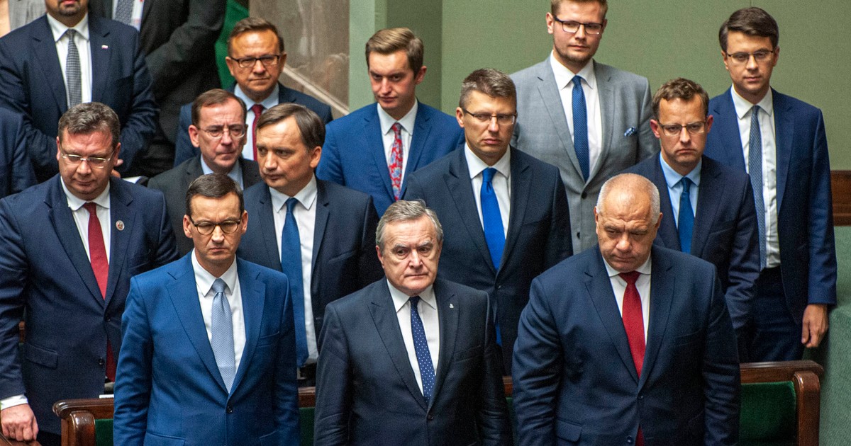 "Dyscyplinujące" posiedzenie komitetu politycznego PiS. Padły konkretne nazwiska