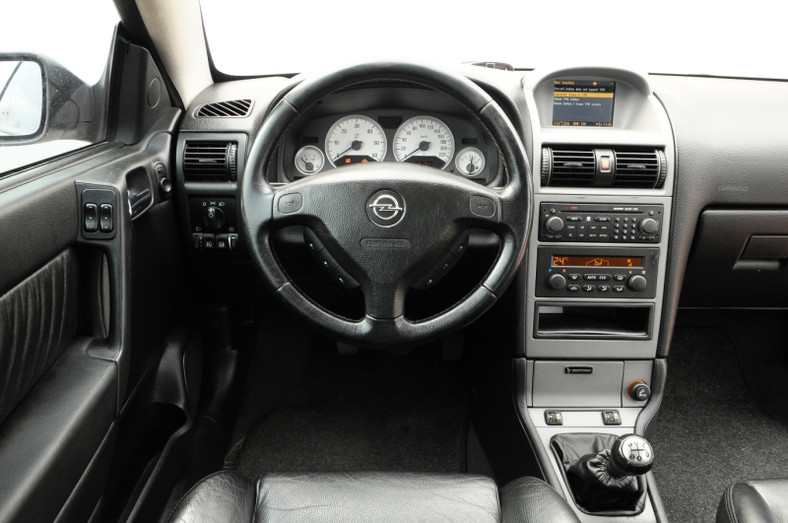 Opel Astra Coupe: Styl, lecz także rozsądek