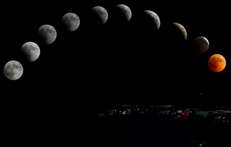 Zaćmienie pełni listopadowego Księżyca Fot. samer daboul z Pexels