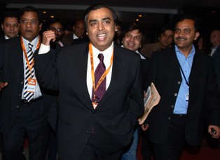 Mukesh Ambani, hinduski miliarder: Nie dawaj pieniędzy biednym. To ich rozleniwia
