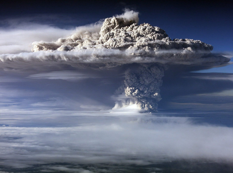 Wybuchł wulkan. Zdjęcia jak z końca świata!