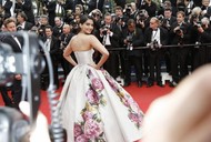 Sonam Kapoor Cannes zdjęcie tygodnia 17 maja