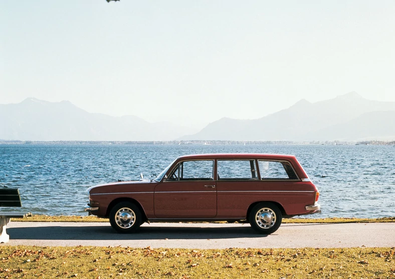 Audi z serii F 103 (1965-1972), czyli pierwszy powojenny samochód tej marki (na zdjęciu wersja 75 Variant).