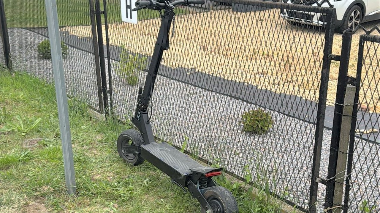 Niebezpieczny wypadek z udziałem hulajnogi elektrycznej. 14-latek w śpiączce farmakologicznej