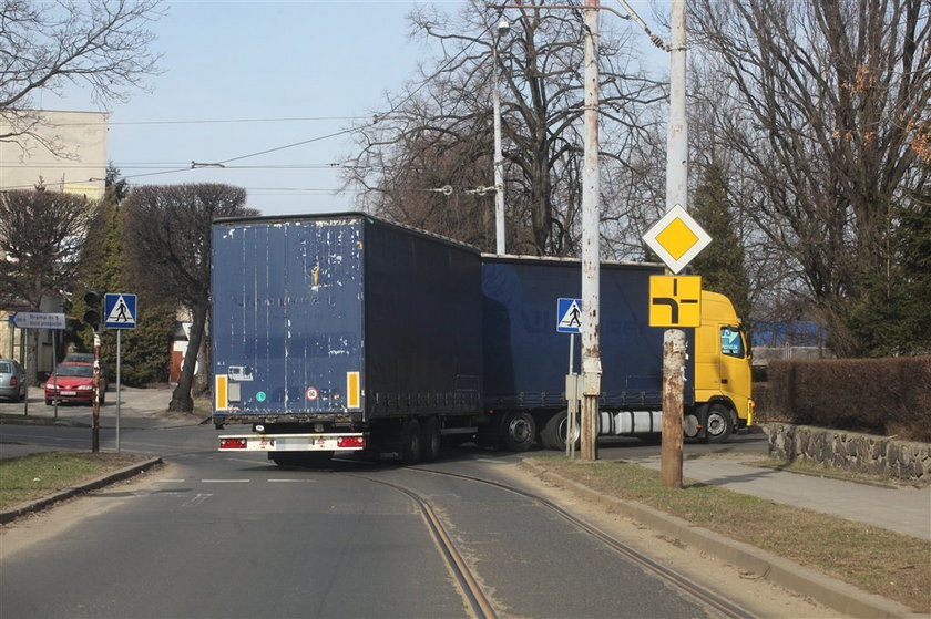 Tiry już nie pojadą przez Nowy Port