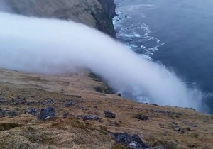 640062_vodopad-oblaka-foto-youtube