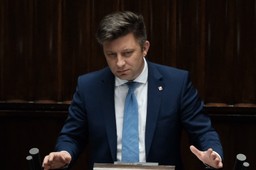 Dworczyk: Setki tysięcy osób wykazały zainteresowanie zarejestrowaniem się na szczepienie