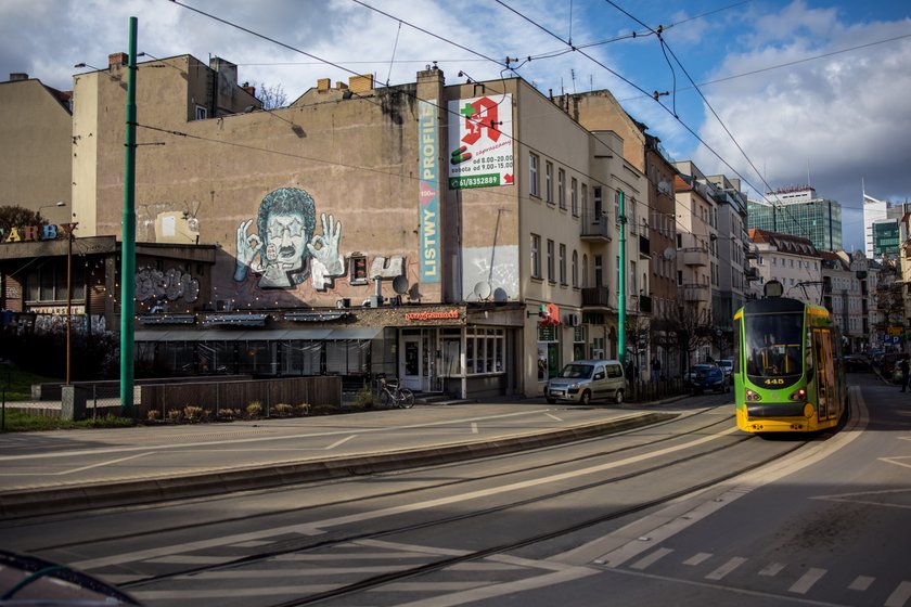 Mural z Krzysztofem Krawczykiem na poznańskiej Wildzie