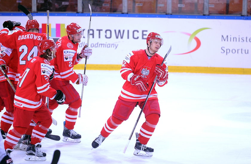 Reprezentacja Polski w hokeju od wysokiego zwycięstwa rozpoczęła turniej kwalifikacyjny w Budapeszcie