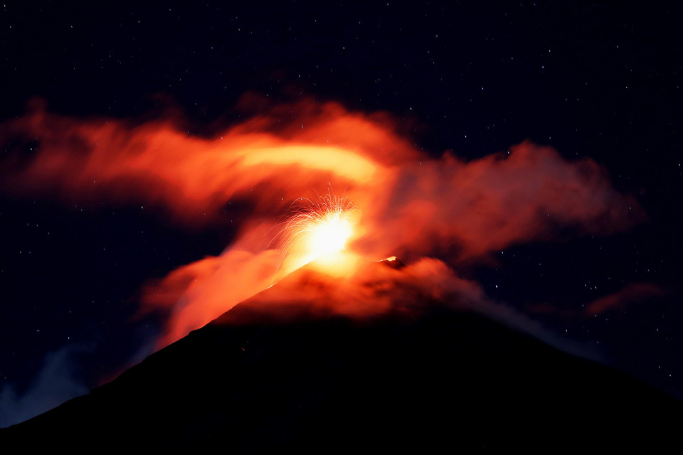 Kolejna erupcja Wulkanu Ognia w Gwatemali
