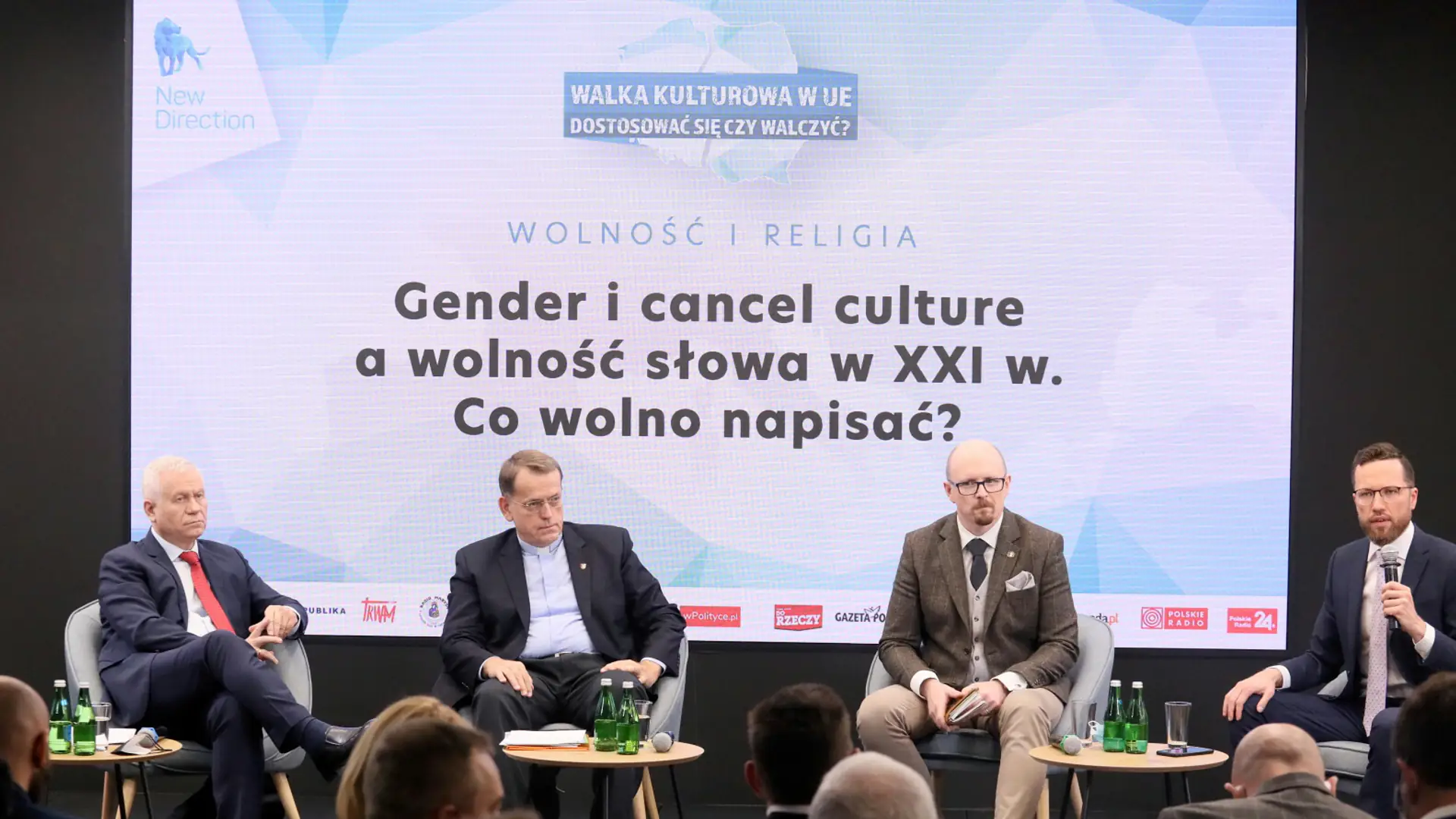 "Ideolodzy gender sięgają po martwe dzieci". Ordo Iuris atakuje lewicę za projekt pomagający rodzicom