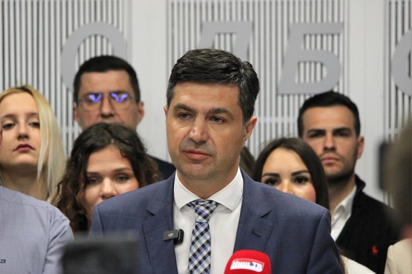 Pavlović: "15. mart prošle godine bio klasičan pokušaj državnog udara i napad na predsednika Vučića"