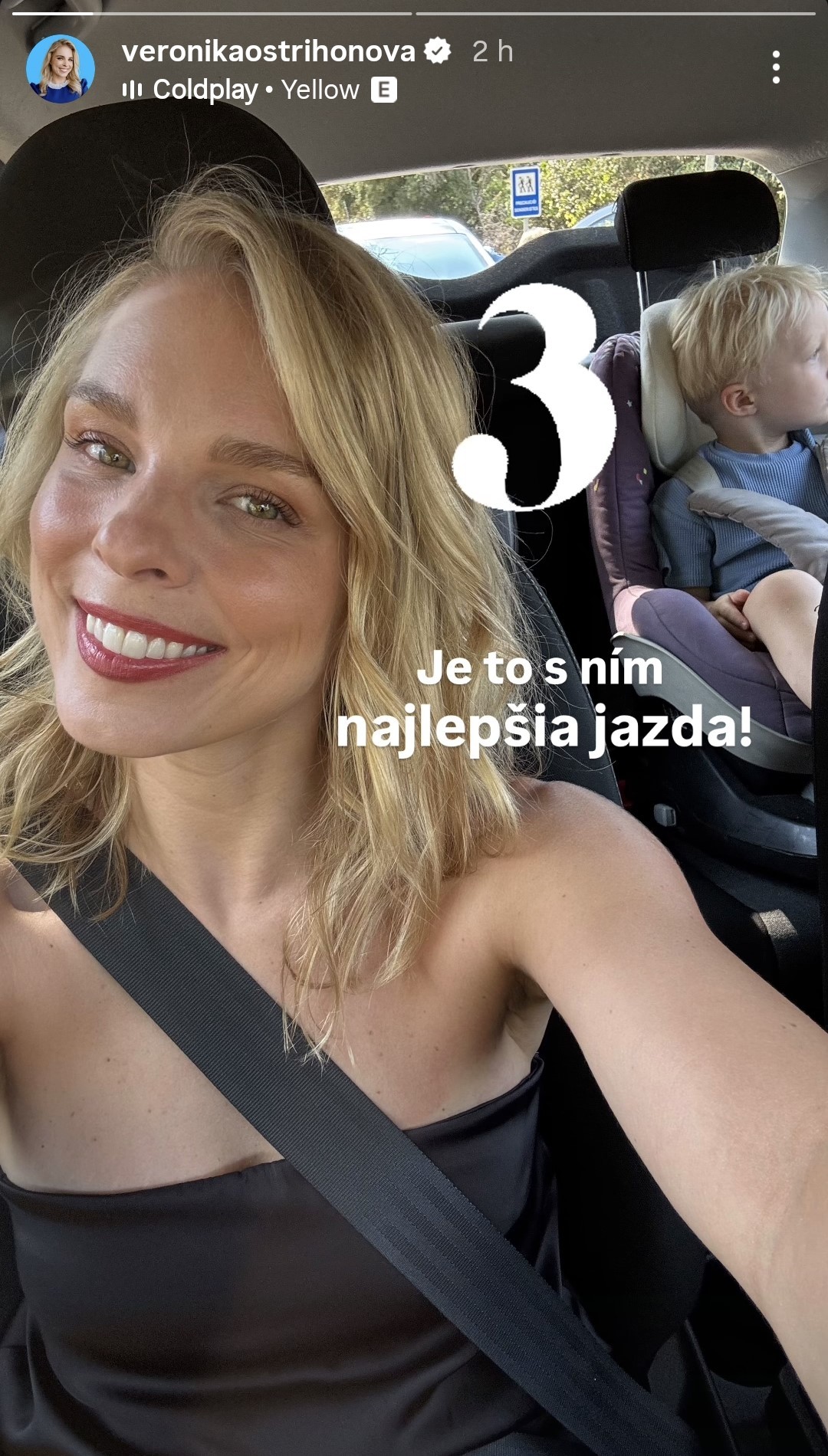 Veronika Cifrová Ostrihoňová so synom Šimonom.