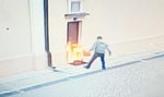 Oblał benzyną drzwi kościoła i podpalił. Po co to zrobił?