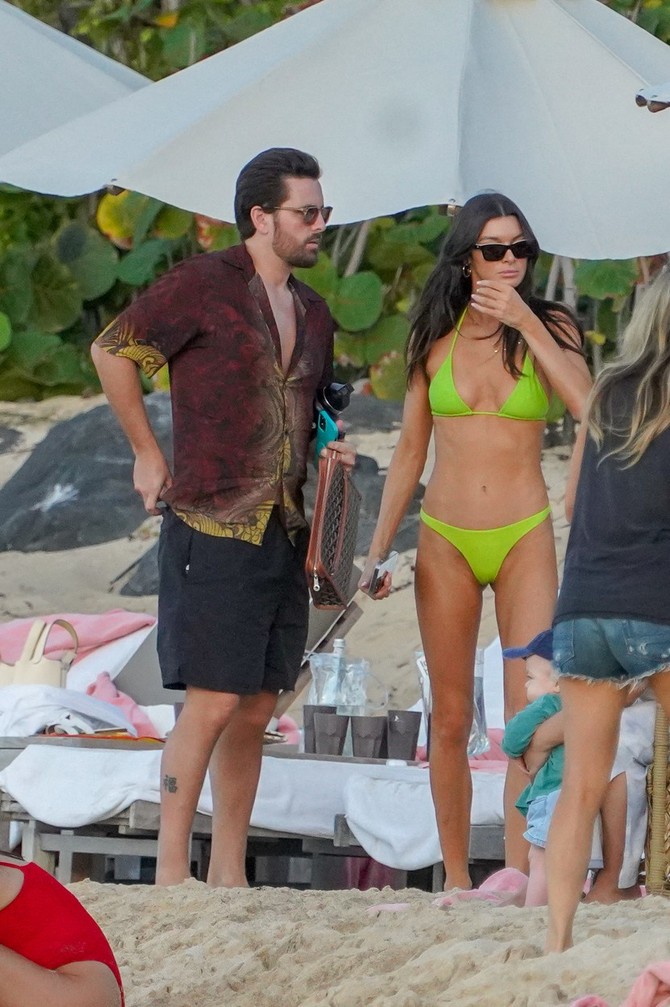 Skot i Bela na plaži