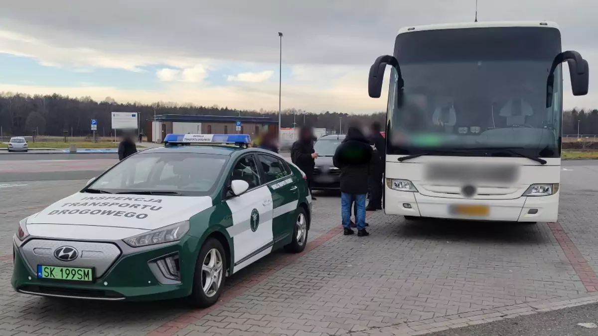 Autokar jadący z Rosji do Mołdawii zatrzymany przez ITD