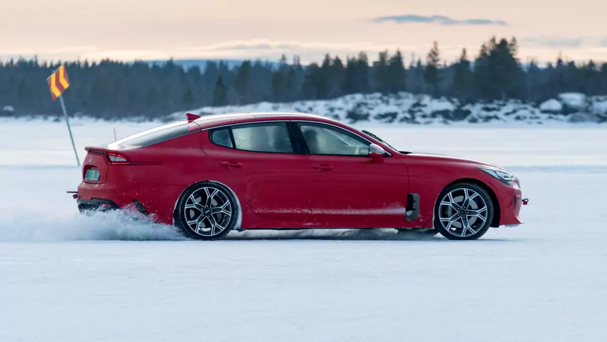 Kia Stinger – testy w Laponii