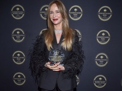 Czy na pewno TO chciano osiągnąć? Makijaż zmienił Joannę Przetakiewicz w kogoś innego. FOTO