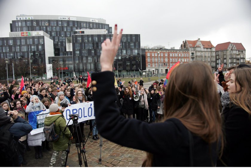 Młodzi ponad podziałami w marszu przeciwko nienawiści