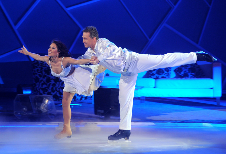 Sherri Kennedy i Robert Moskwa w "Gwiazdach tańczących na lodzie" (2008 r.)