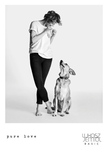 Alicja Napiórkowska z psem w walentynkowej kampanii Łukasza Jemioła