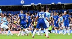 Huśtawka nastrojów w Manchesterze. Mistrz wygrywa, United zawodzi