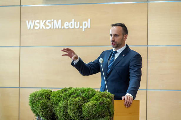 Janusz Kowalski podczas konferencji