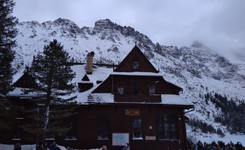 Śnieżna lawina zeszła w rejonie Morskiego Oka