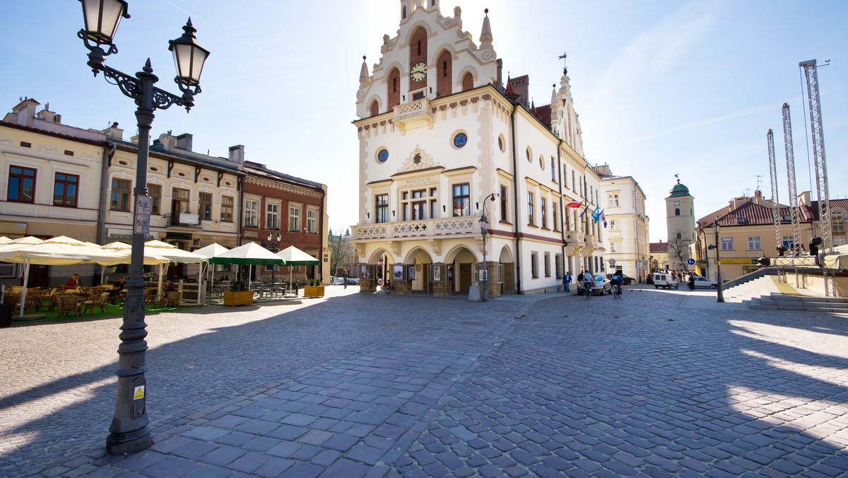 Po raz kolejny kobiety wyjdą na ulice, by zaprotestować przeciwko zmianom w prawie aborcyjnym. W Sejmie procedowany jest projekt "Zatrzymaj aborcję", który zakłada zakaz przerywania ciąży ze względu na nieusuwalne wady płodu.