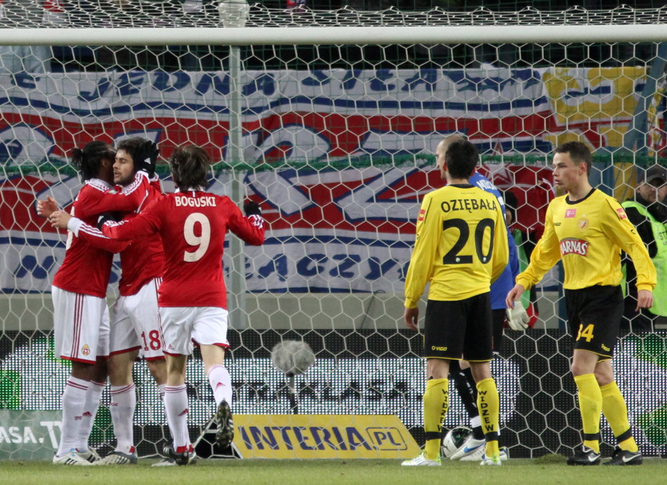 PIŁKARSKA EKSTRAKLASA WISŁA KRAKÓW KONTRA WIDZEW ŁÓDŹ