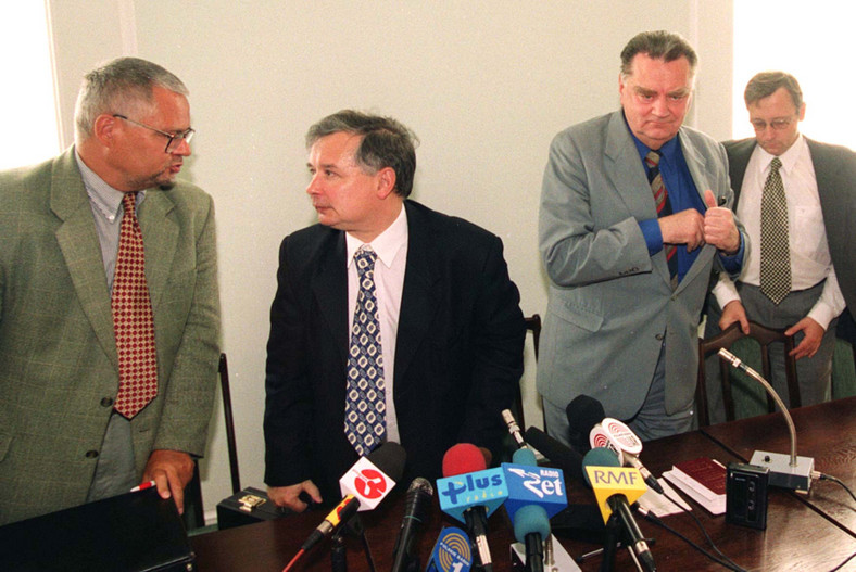 Adam Glapiński i Jarosław Kaczyński w 1999 r.