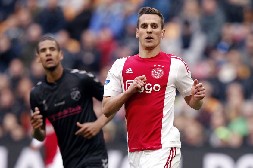 Ajax Amsterdam nie zdołał utrzymać prowadzenia w lidze. PSV Eindhoven mistrzem Holandii