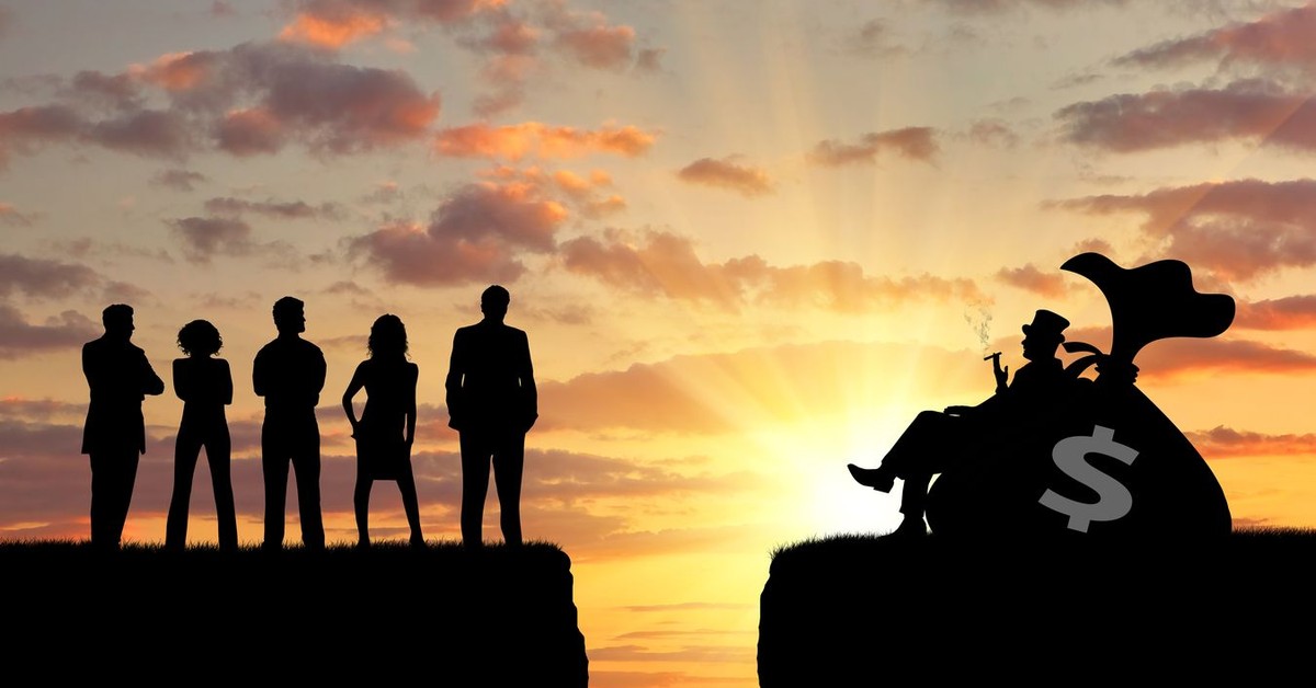 Kieszenie najbogatszych w USA spuchły o setki miliardów w rok. Kwota zapiera dech w piersiach