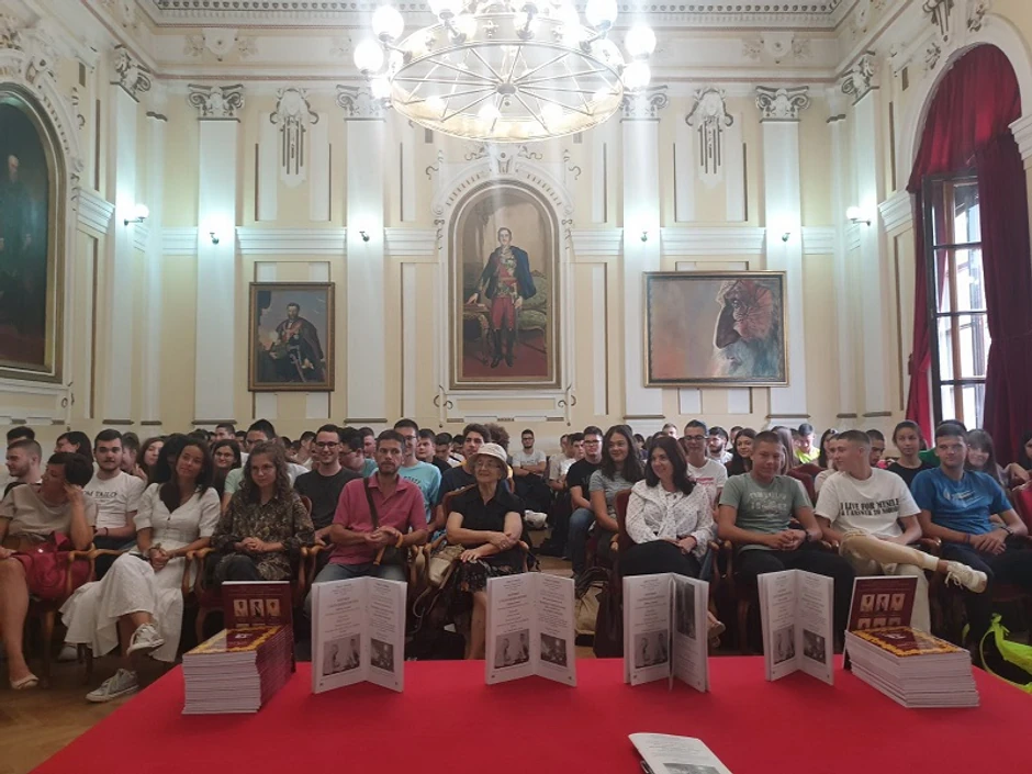 Sa promocije panorame poezije djaka Zmaj Jovine gimnazije na 51. Brankovom kolu