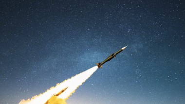 nowy brytyjski pocisk dla ukrainy. projekt „nightfall” rusza po ataku