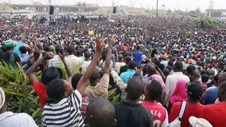 Poor state of primary healthcare facilities: Nigerian youths, students leaders plan nationwide protest [ARTICLE] - Vimarsana News