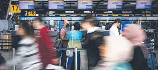 Dr Rakowski: Podczas epidemii minister zdrowia powinien być premierem [WYWIAD]