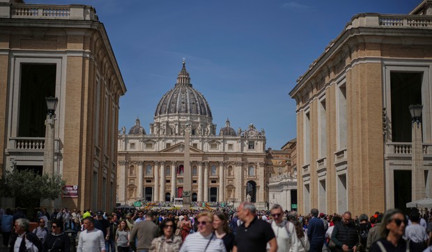 Trg Svetog Petra u Vatikanu
