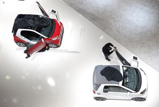 Chińczycy największym akcjonariuszem Daimlera. Spółka Geely kupiła akcje za 7,5 mld euro