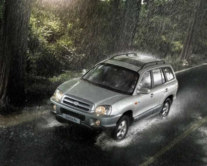 6. Hyundai Santa Fe 2004