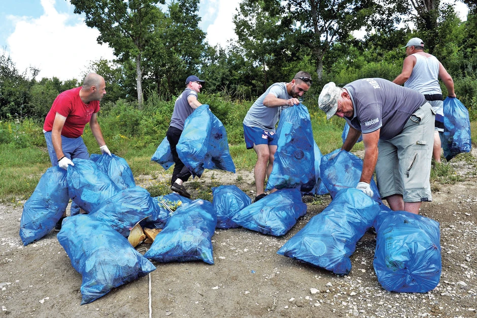 Plan je da se do kraja godine u okviru ove ekološke akcije očisti više od 20 reka u Srbiji