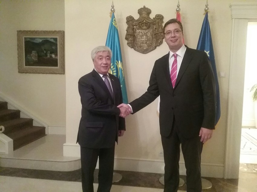 Aleksadnar Vučić i Erlan Idrizov