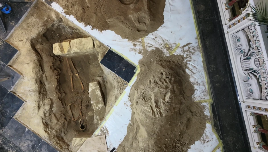 Kosti su pronađene tačno ispod mesta gde je bio oltar crkve | Foto: Stichting 6213HL