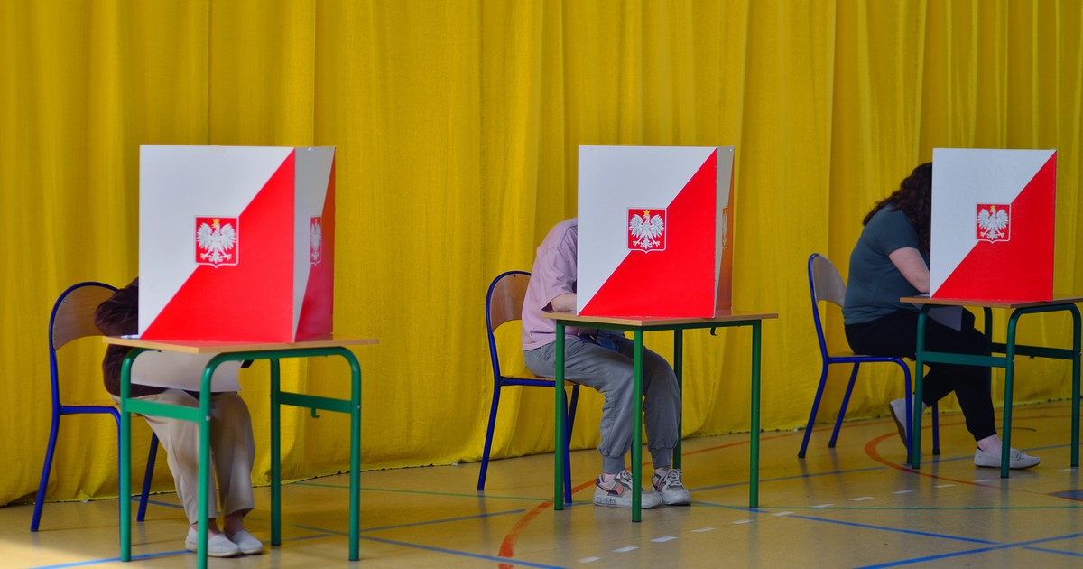 Sławomir Mentzen z największą szansą na zwycięstwo w drugiej turze