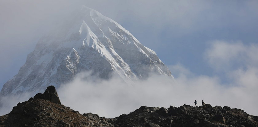 Chcą zabronić wejścia na Mount Everest słabszym wspinaczom