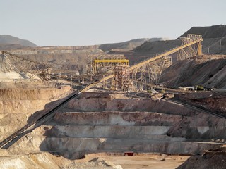 Miedź na giełdzie w Londynie tanieje o 1 proc., bo kopalnia w Chile wznawia pracę