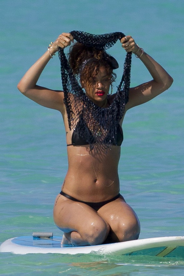Rihanna - Hawaje